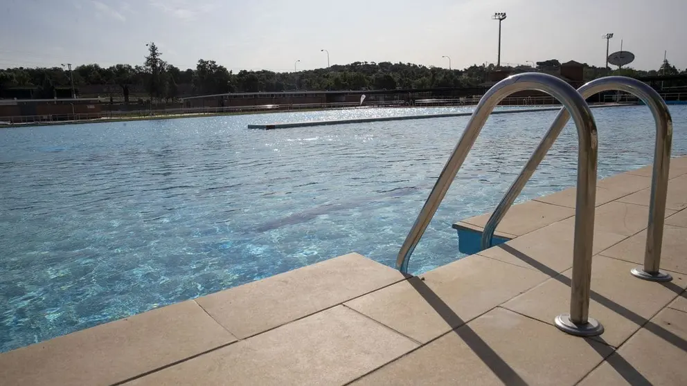 Imagen de archivo de una piscina