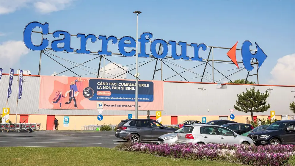 Hipermercado de la cadena Carrefour 