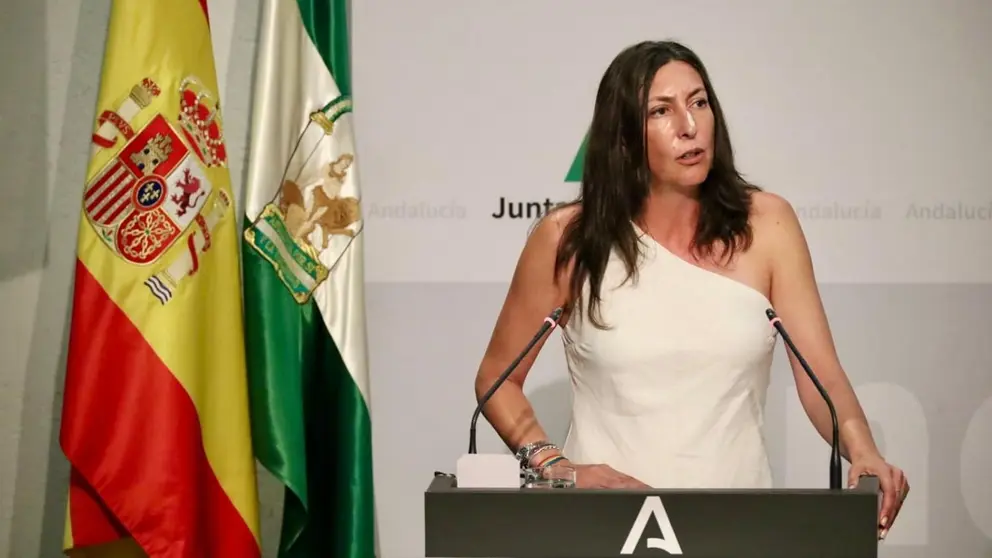 La consejera de Asuntos Sociales, Loles L&oacute;pez