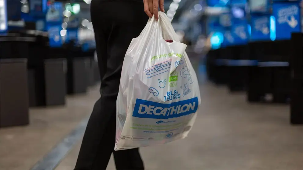 Bolsa de la compra de una tienda de Decathlon