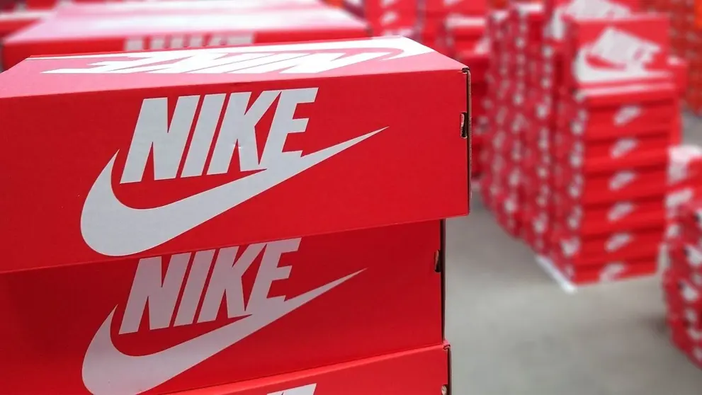 Nike - Almac&eacute;n de zapatillas