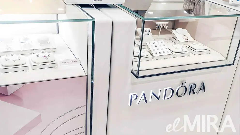 Secci&oacute;n Pandora en El Corte Ingl&eacute;s