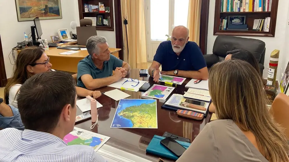 Javier Vidal recibi&oacute; al delegado de Medio Ambiente Jaime Espinar
