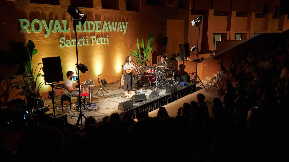 Royal Hideaway Sessions