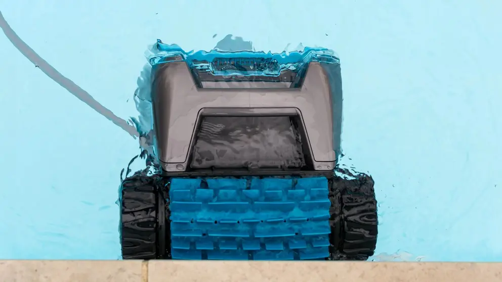 Robot limpiafondos el&eacute;ctrico Tornax de Leroy Merlin