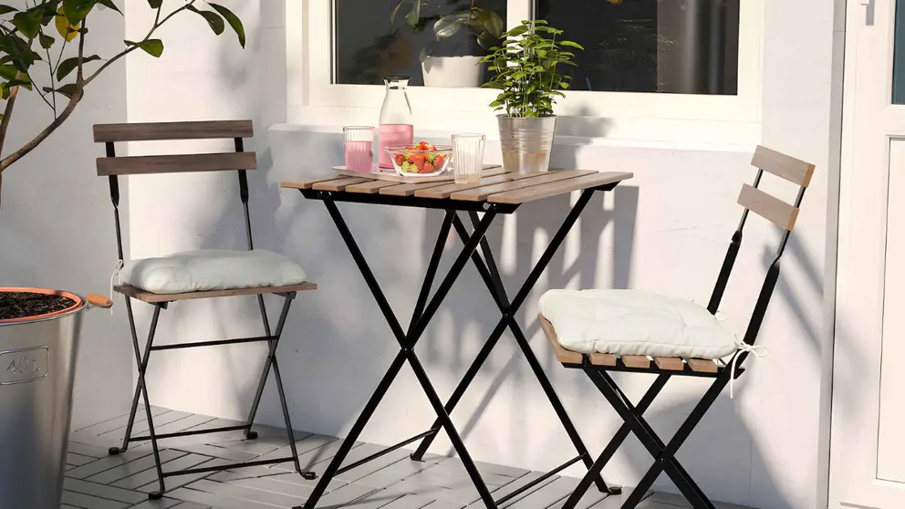Mesa con 2 sillas de exterior T&Auml;RN&Ouml; de Ikea