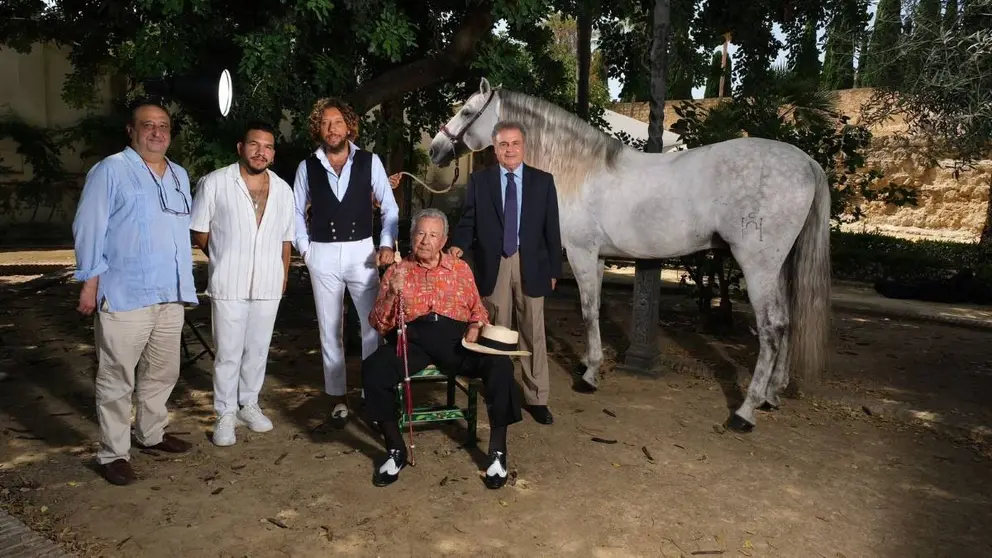 Manuel Morao durante la sesi&oacute;n fotogr&aacute;fica del proyecto 'Esencia'