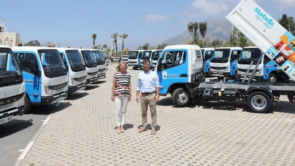 La alcaldesa de Marbella, &Aacute;ngelez Mu&ntilde;oz, junto con el concejal Diego L&oacute;pez