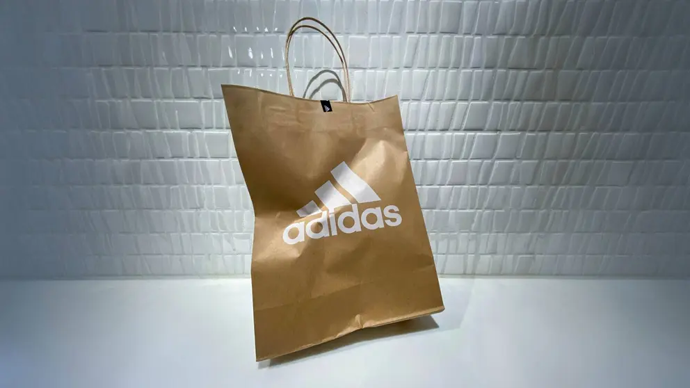Bolsa de Adidas