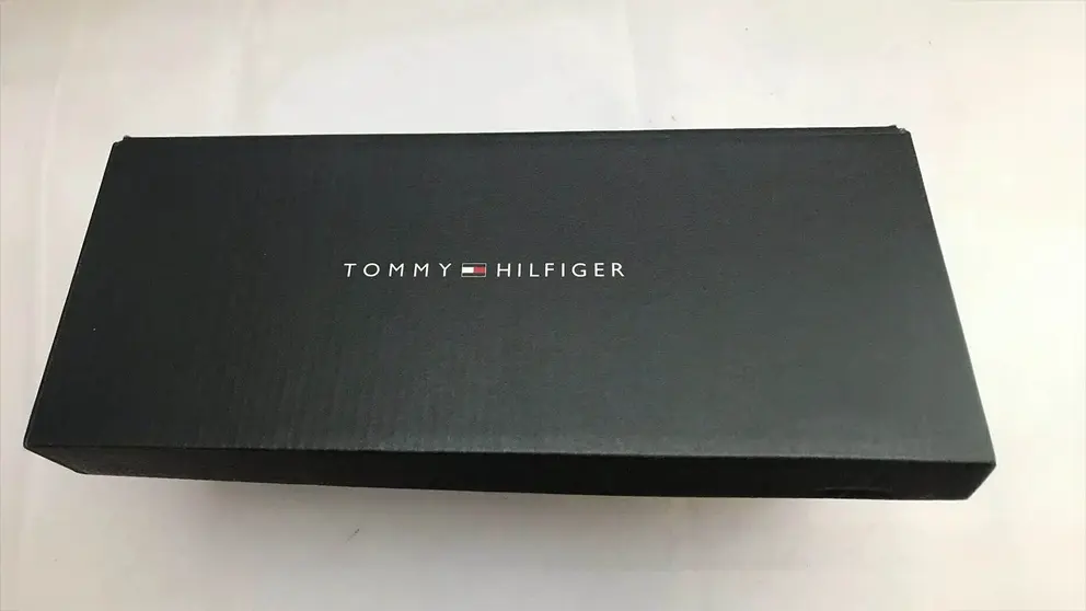 Caja de calzado de Tommy Hilfiger