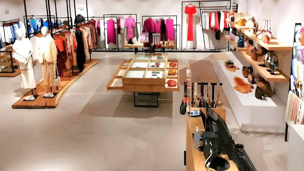 Tienda Adolfo Dom&iacute;nguez