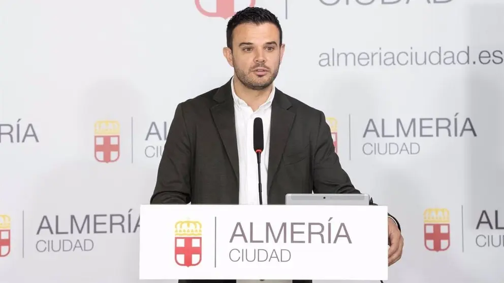 El concejal de Integraci&oacute;n, Participaci&oacute;n Ciudadana y Distritos del Ayuntamiento de Almer&iacute;a, &Oacute;scar Bleda.