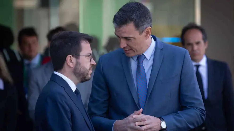 Pedro S&aacute;nchez, junto a Pere Aragon&eacute;s