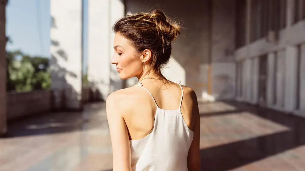 Los nuevos vestidos de Massimo Dutti compaginan elegancia y frescor