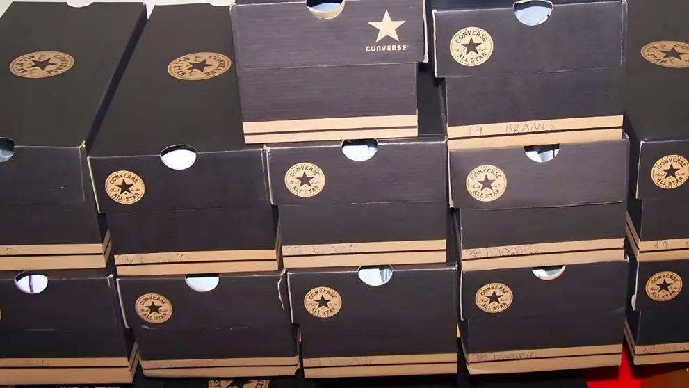 Cajas de botas Converse