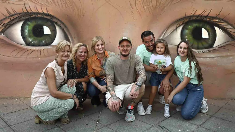 Inauguraci&oacute;n del mural en solidaridad con 'Valentina. Un grito a la esperanza. FOP'
