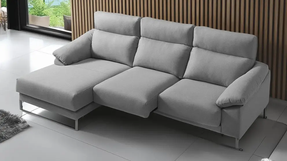 Sof&aacute; de 3 plazas con chaise longue de El Corte Ingl&eacute;s