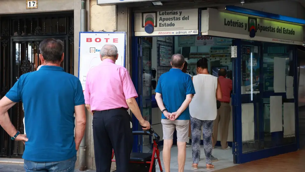 Una administraci&oacute;n de Loter&iacute;a en una foto de archivo