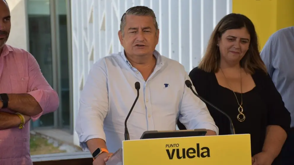 Antonio Sanz inaugura el Punto Vuela de La Chanca en Conil | Noelia Herrera para El MIRA