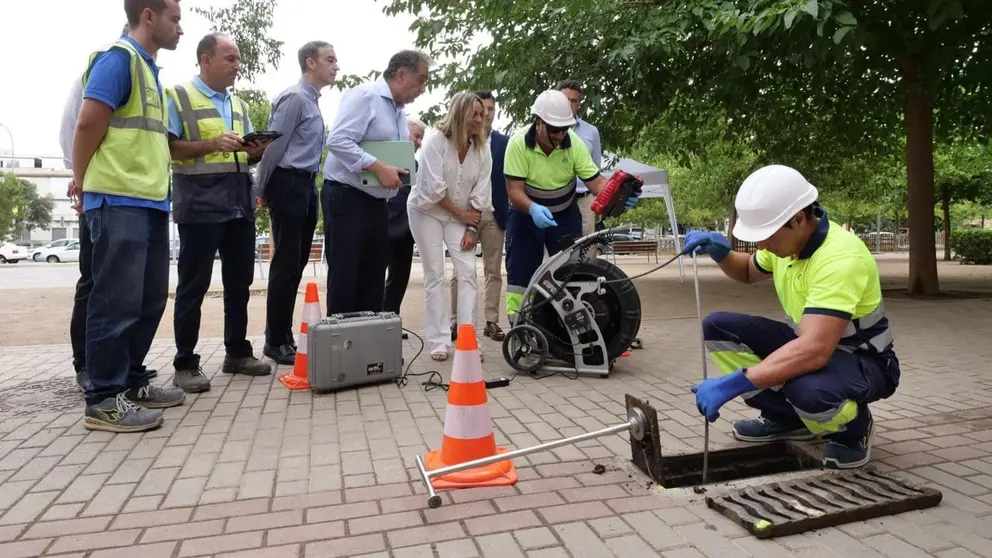 Se ofrecen im&aacute;genes en tiempo real guiando el agua de lluvia