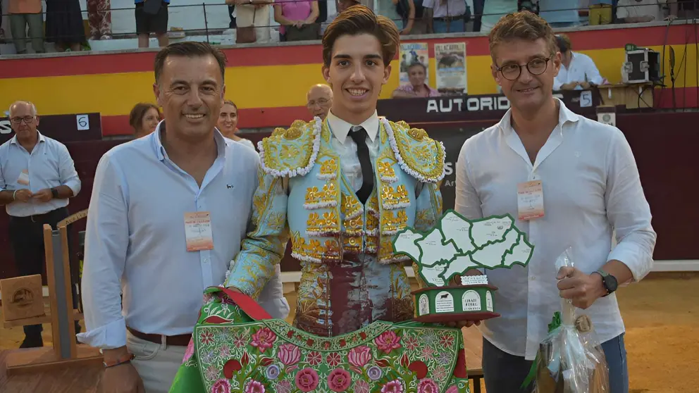 Trofeo al ganador | JM Fern&aacute;ndez