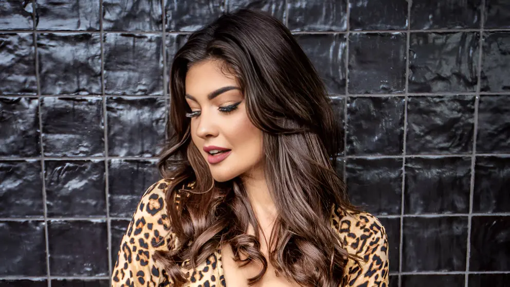 Sfera combina el estampado animal print con los vestidos que m&aacute;s est&aacute;n arrasando