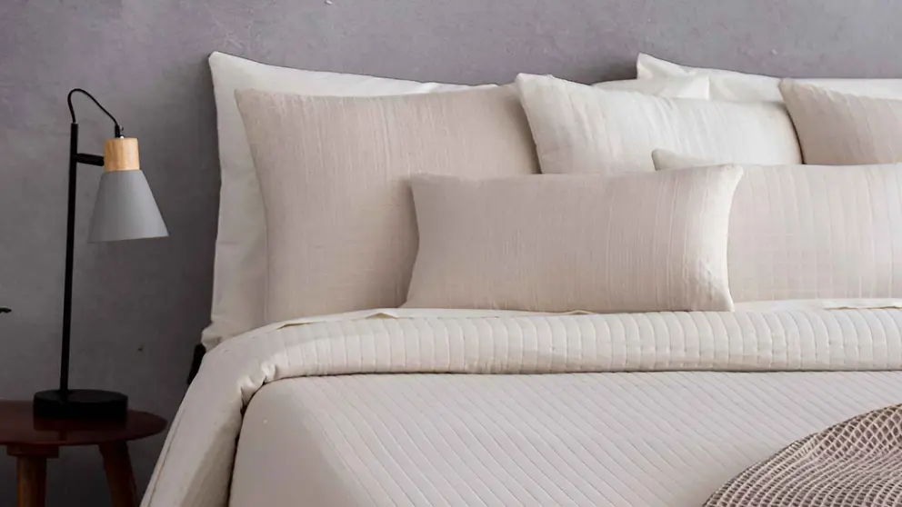 Colcha de algod&oacute;n y poli&eacute;ster Estepa de El Corte Ingl&eacute;s