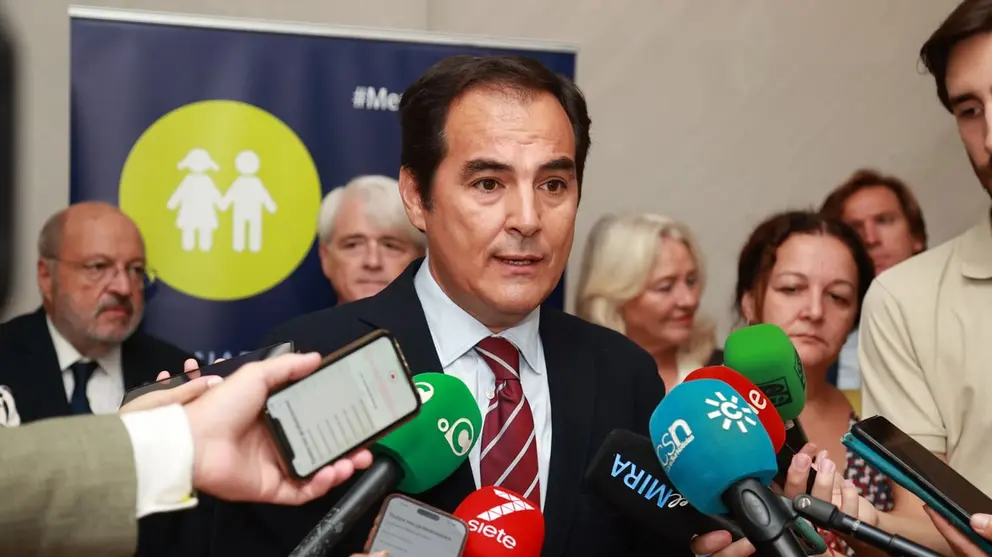 El consejero de Justicia de la Junta de Andaluc&iacute;a, Jos&eacute; Antonio Nieto (3)