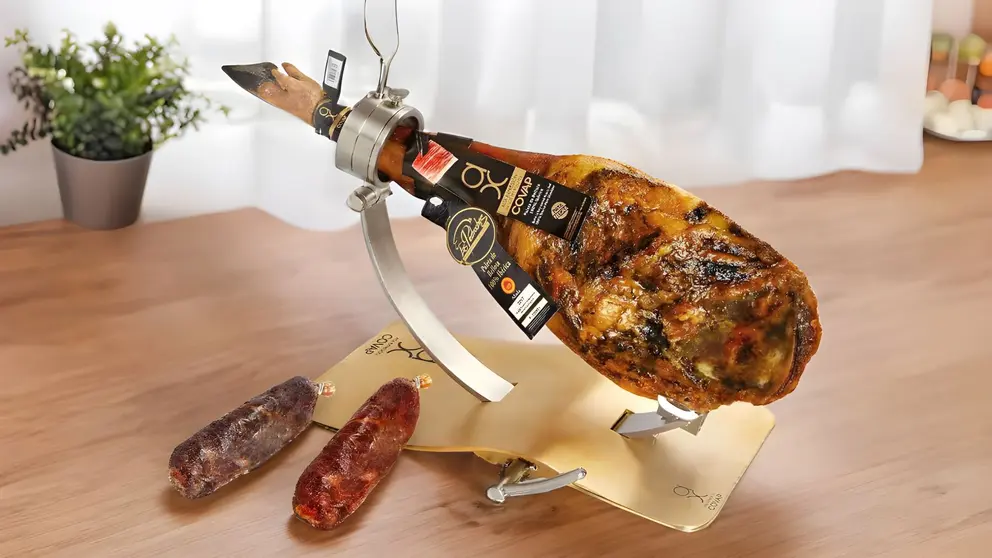 Estuche con paleta de bellota 100% ib&eacute;rica pieza 4 kg + 2 ca&ntilde;as de presa de bellota ib&eacute;ricas en El Corte Ingl&eacute;s