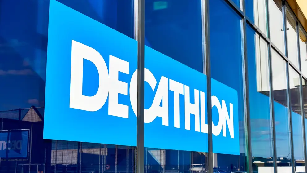 Fachada de tienda Decathlon
