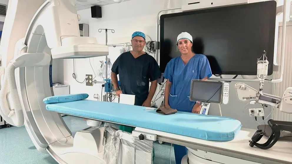 Equipo de cirug&iacute;a cardiovascular de HLA Santa Isabel de tratamiento para tratar las aneurismas a&oacute;rticos complejos mediante el uso de endopr&oacute;tesis dise&ntilde;adas a medida