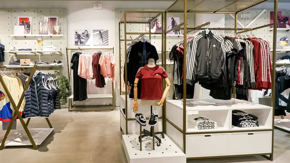Moda en tienda Adidas