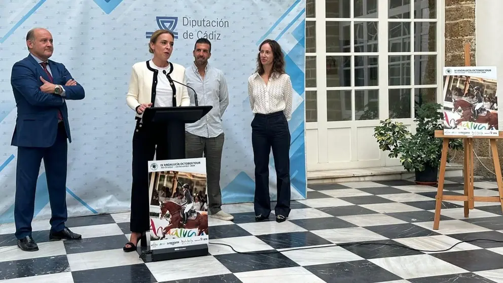 Almudena Mart&iacute;nez ha presidido la presentaci&oacute;n del evento