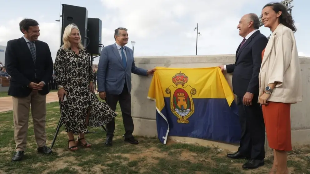Antonio Sanz, durante la inauguraci&oacute;n de la rehabilitaci&oacute;n del Llano Amarillo en Algeciras