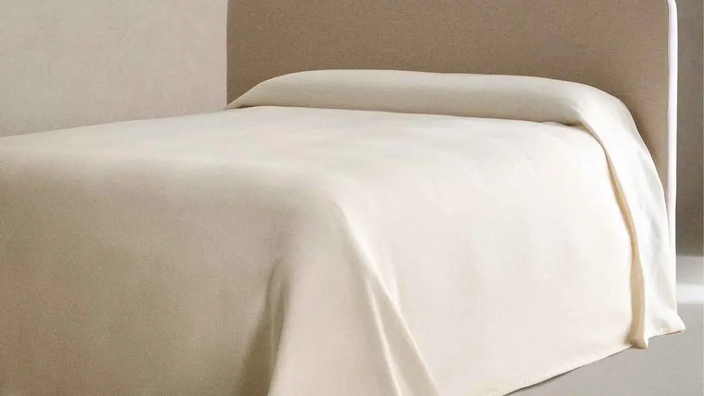 Colcha de algod&oacute;n wafle de Zara Home