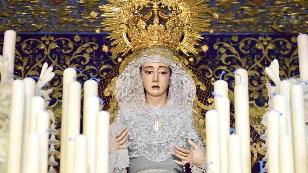 Mar&iacute;a Sant&iacute;sima de la Concepci&oacute;n Coronada