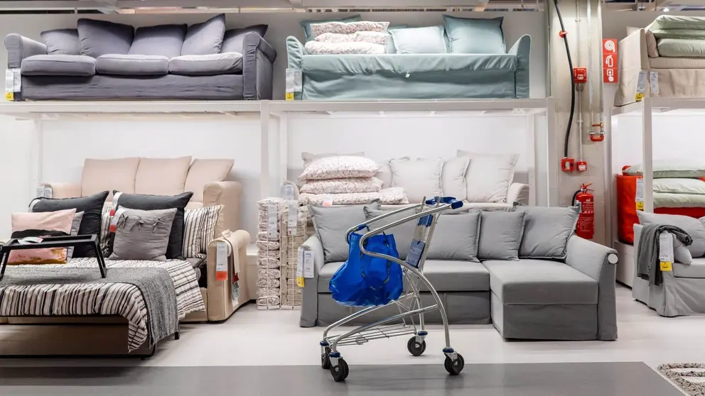 Secci&oacute;n de sof&aacute;s en IKEA