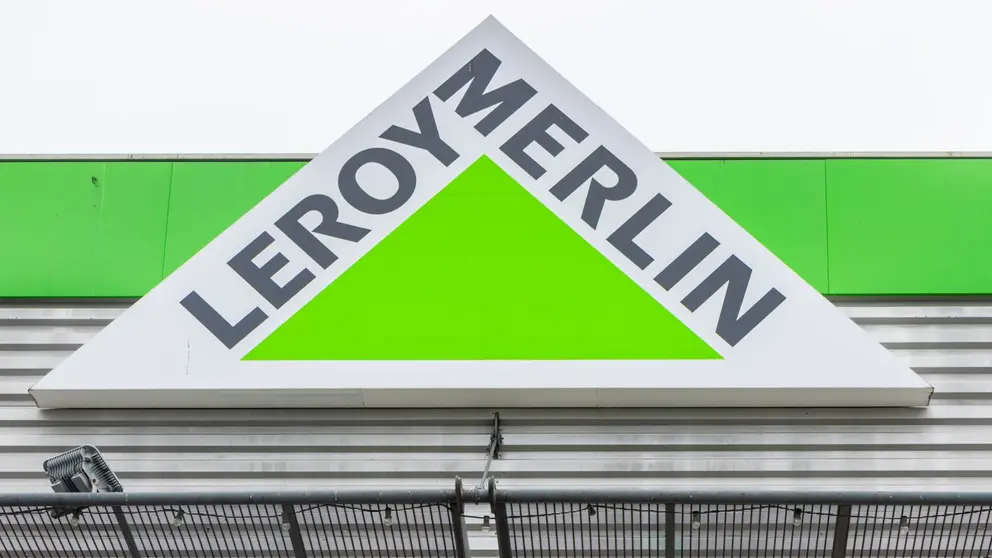Logo de Leroy Merlin en tienda