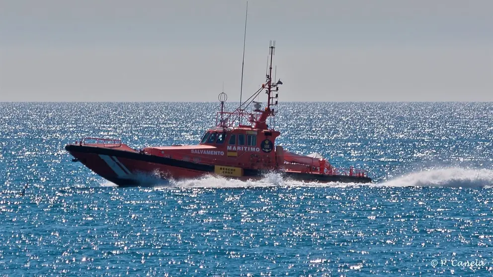 Una embarcaci&oacute;n de Salvamento Mar&iacute;timo