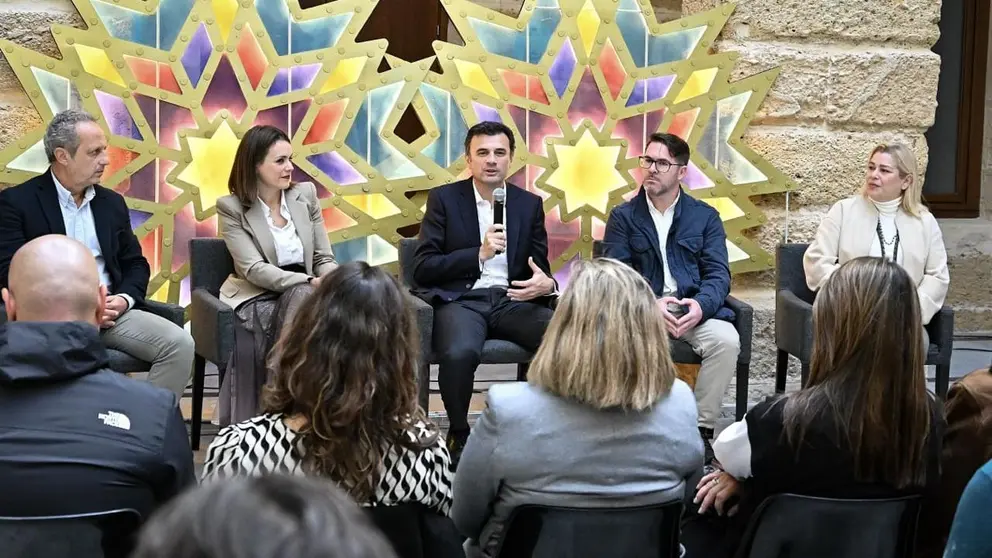 Presentaci&oacute;n de la campa&ntilde;a de Navidad en C&aacute;diz