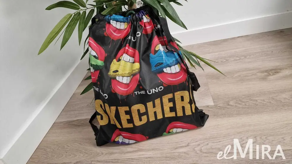 Bolsa de Skechers, EM