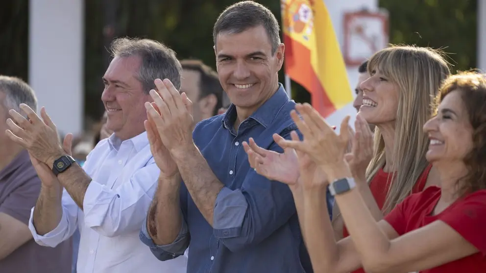 El l&iacute;der del PSOE andaluz, Juan Espadas, junto al presidente del Gobierno Pedro S&aacute;nchez