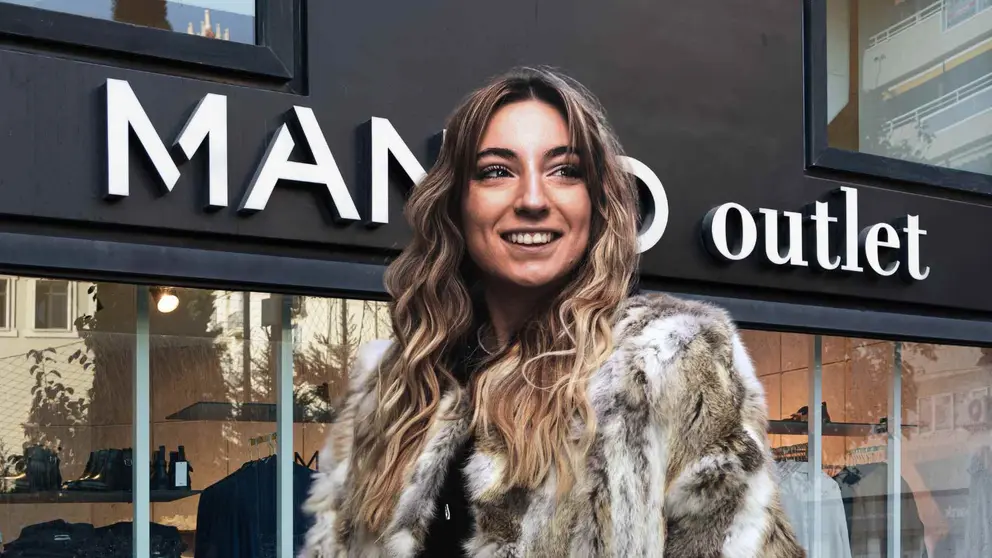 Las nuevas chaquetas y abrigos que necesitas para darte un capricho est&aacute;n arrasando en Mango