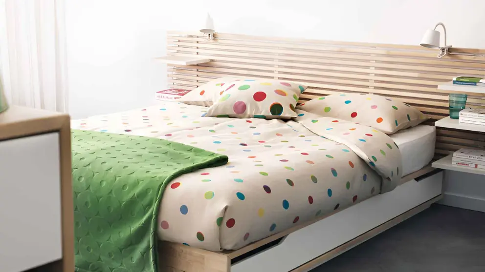 Estructura de cama con cabecero MANDAL de Ikea