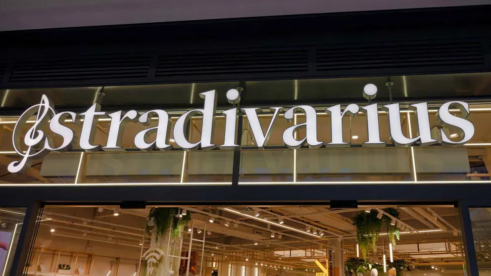 Tienda Stradivarius