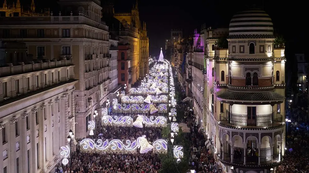 Encendido del alumbrado de Navidad en Sevilla | Salvador L&oacute;pez Medina