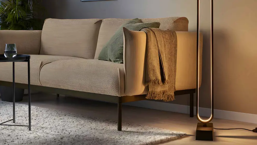 L&aacute;mpara de pie PILSKOTT de Ikea