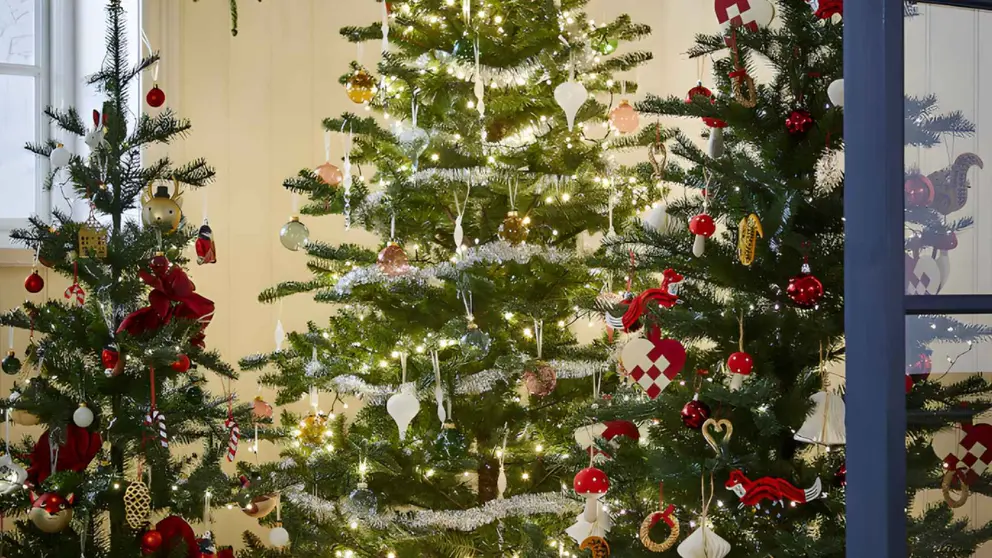 &Aacute;rbol de navidad artificial VINTERFINT de Ikea