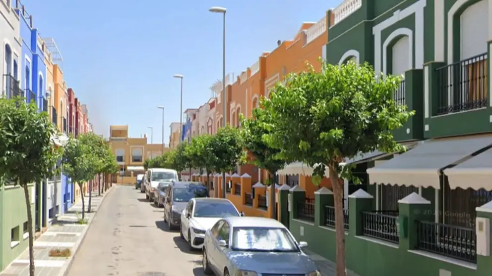 La calle Mar de Noruega, lugar donde ha tenido lugar el fatal incendio