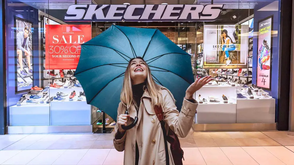 Skechers se corona con su chaqueta impermeable